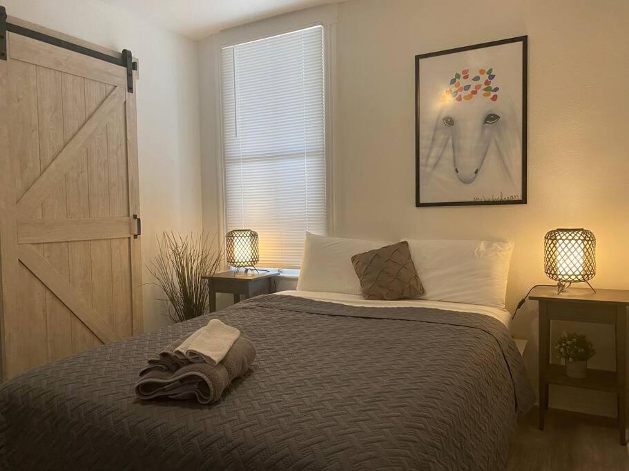 Chic Bungalow Apartment Steps From Armature Works & Downtown Riverwalk Tampa Dış mekan fotoğraf