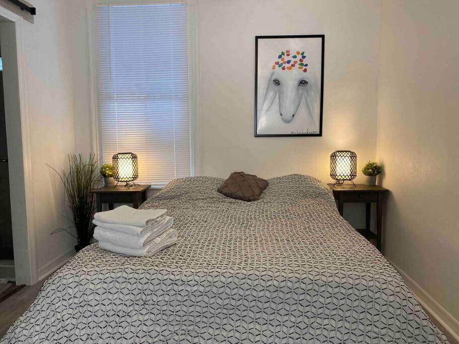 Chic Bungalow Apartment Steps From Armature Works & Downtown Riverwalk Tampa Dış mekan fotoğraf